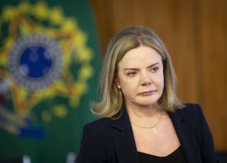 Gleisi emplaca mais uma aliada na Esplanada
